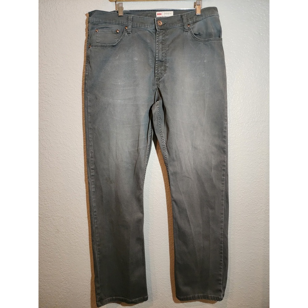 Wrangler Men's Pants, Size 36x32, Gray, Straight Leg, Relaxed Fit, Pockets
